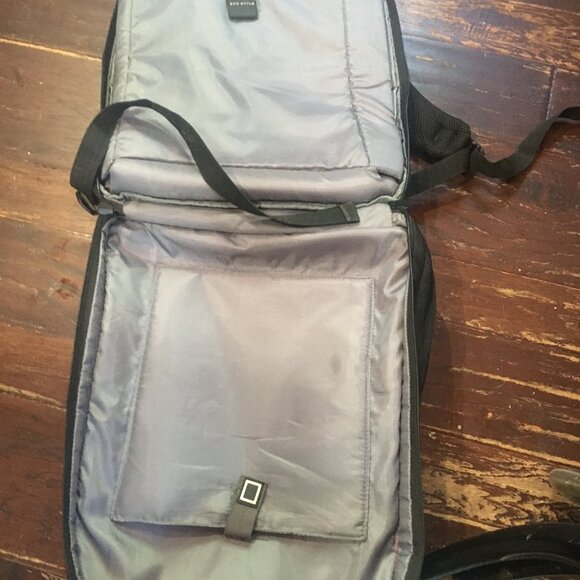 Targus Backpack - Picture 3 of 4